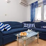 Izi Blue U Kornicu Na Otoku Krku * Kornic
