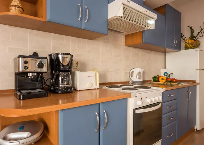 Apartman Izi 3 U Kornicu Na Otoku Krku-plavi Kornic